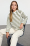 Haki Çizgili Oversize/Geniş Kesim Bisiklet Yaka İnce Örme Sweatshirt TWOAW23SW00326 - 2