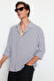 Gri Oversize Fit Apaş Yaka Yazlık Keten Görünümlü Gömlek TMNSS23GO00053 - 10