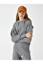 Hooded Basic Sweatshirt - 3