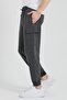 بنطلون رياضي رجالي من Cargo Pocketed Jogger Fit بلون أنثراسايت - 2