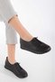 WOMEN'S SPORTS SHOES - 2
