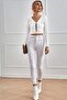 Kadın Beyaz Uzun Kollu Önden Bağlama Detaylı Crop Top Bluz - 5