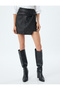 Textured Shiny Knot Detailed Double Breasted Mini Shorts Skirt - 3