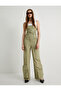 Oversize Cargo Pants with Wide Legs and Extra Pocket Detail - 2