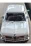 سيارة BMW 2002 Ti بمقياس 1/32 موديل سحب قطرة باللون الأبيض