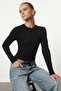 Siyah Bisiklet Yaka Slim/Vücuda Oturan Örme Body TWOAW25BD00014