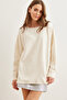 Women's White Crew Neck Soft Textured Oversize Knitwear Sweater Kzk-19000828 - 5