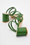 Woman's blunt nose grass green skin - 4