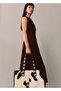 Rochie midi cu cusături decorative