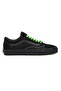 Classic Old Skool Sneaker - 6