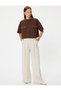 Capped Pocket Detailed Short Sleeve Crew Neck Crop T-Shirt