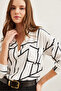 Women's Asymmetrical White Single-Pocket Woven Viscon Shirt GML-19000890 - 4
