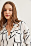 Women's Asymmetrical White Single-Pocket Woven Viscon Shirt GML-19000890 - 5