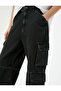 Oversize Buttoned Cargo Pocket Detailed Jeans - 5