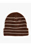 Knitted Beret with Folded Line Pattern