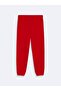 بدلة رياضية حمراء بقصة عادية مع شعار "Jogger"