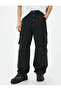 Oversize Buttoned Cargo Pocket Detailed Jeans - 3