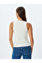 V-Neck Textured Snap Button Slim Fit Athlete - 4