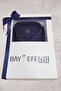 قميص رجالي كلاسيكي ضيق من الساتان باللون الأزرق الداكن مع علبة هدايا - 3