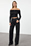 Siyah Büzgü/Drape Detaylı Düğme Detaylı Carmen Yaka Crop Örme Bluz TWOAW25BZ00240 - 2