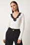 Women's Ecru V-Neck Lace Knitted Snap Body Cv00037 - 2