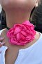 Pink Color Rose Detailed String Choker Necklace - 2