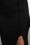 Siyah Düz Yırtmaçlı Midi Kayık Yaka Fitted/Vücuda Oturan Yırtmaçlı Örme Elbise TWOAW25EL00552 - 4