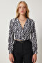 Women's Black and White Zebra Patterned Wrap Collar Gathered Knitted Blouse Zh00042 - 4