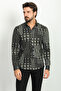 قميص بأزرار مخفية