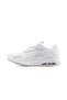 حذاء رياضي أبيض من نوع Air Max Bolt من سبورتي - 3