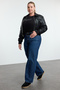 Koyu Mavi Yüksek Bel Vintage Yıkama Straight Fit %100 Pamuk Non-Stretch Jeans TBBSS24CJ00042