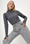 Women's Anthracite Body-Sitting Half Turtleneck Finger Detailed Blouse Prm1059 - 4