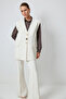 CREPE VEST WITH BUTTON DETAIL - 3