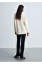 Pointed collar oversize sweater - 4