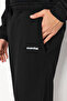 Siyah Regular Kesim Yazı Baskılı Sıcak Tutan Sweatshirt Eşofman Takım TMNAW24EM00004 - 9
