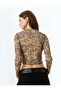 Slim Fit Crew Neck Long Sleeve Snake Skin Printed Crop T-Shirt - 4