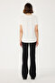 V-Neck Basic T-shirt - 5