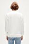 سويت شيرت رجالي مطبوع باللون الأبيض من Rebel Crewneck - 4