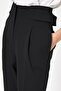Black Pleated Carrot Cut Belt Detailed Trousers - 4