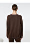 Crew Neck Sweatshirt Comfortable Cut Long Sleeve - 4