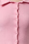 Pembe Düğme Detaylı Vücuda Oturan Crop Polo Yaka Fitilli Esnek Örme Bluz TWOAW22BZ0522 - 4
