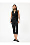 Capri Pants with Pockets and Ribbed Detail