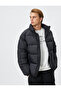 Puffer Jacket Stand Collar Zipper Label Printed Pocket Detailed