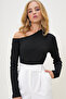 Black Boat Neck One-Shoulder Open Camisole Blouse Alc-X13068