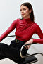 Kırmızı Büzgülü Kare Yaka Vücuda Oturan Esnek Örme Bluz TWOSS24BZ00487