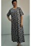 Black Cream Print Short-Sleeved Combed Cotton Viscose Dress with Cut-Outs on the Front and Back - 2
