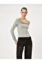 Off-the-Shoulder T-Shirt Long Sleeve Bow Detailed Strap Detailed Viscous Fabric - 3