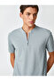 Judge Collar T-Shirt Half Zipper Detailed Short Sleeve