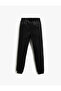 Simple Jogger Sweatpants - Elastic Waist - 4