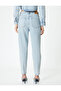 High Waist Jeans with Short Leg Pockets - Mom Jeans - 4